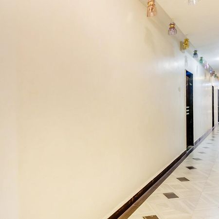 Hotel Spot On Harihar Lodging And Yatri Niwas Kolhapur Esterno foto