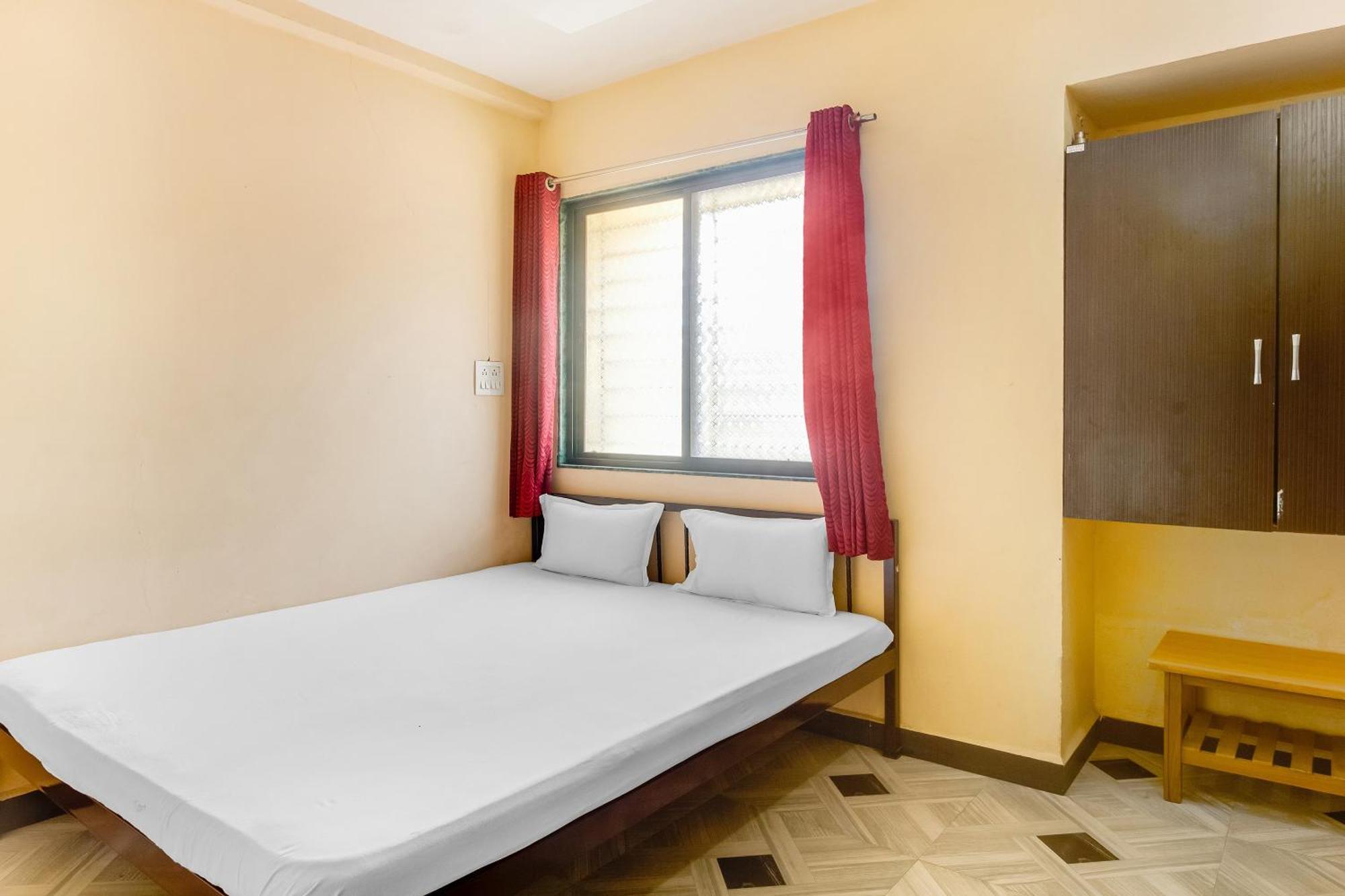 Hotel Spot On Harihar Lodging And Yatri Niwas Kolhapur Esterno foto