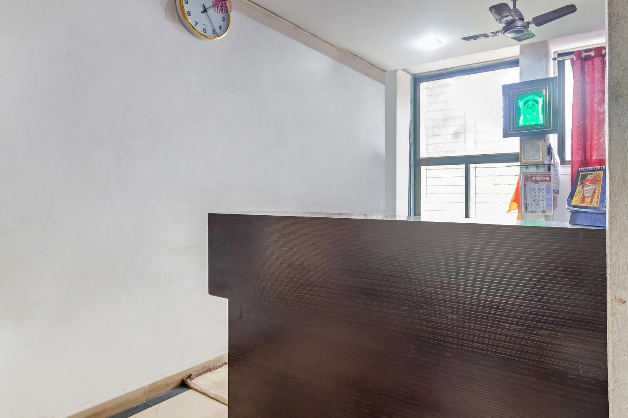 Hotel Spot On Harihar Lodging And Yatri Niwas Kolhapur Esterno foto